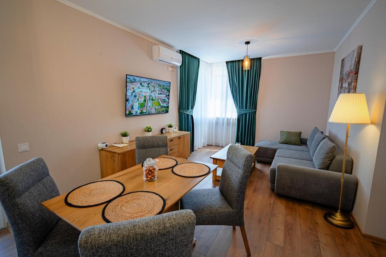 Apartamentul Cetatii 公寓 *
